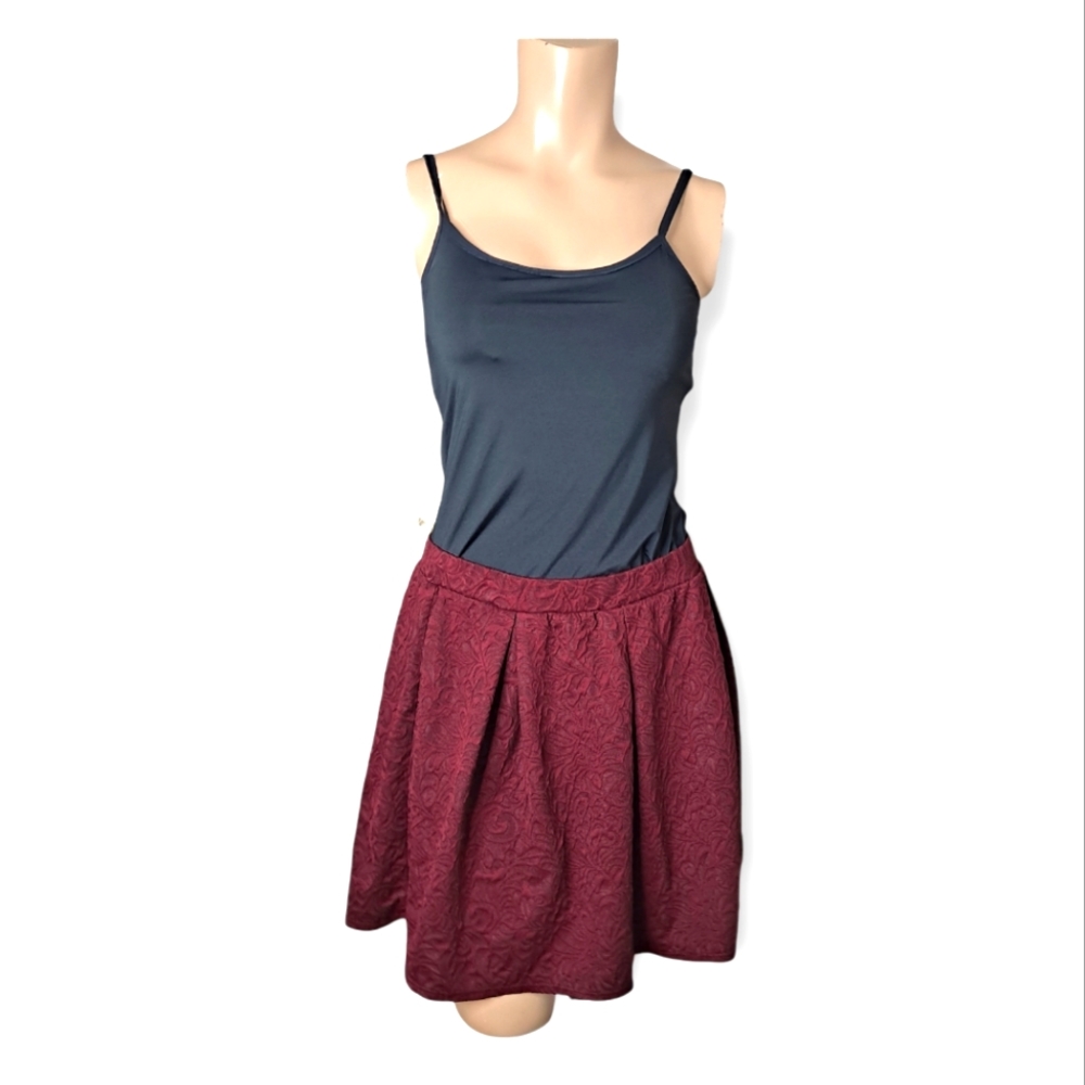 Mini Circle Style Skirt maroon size L